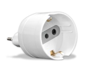 V-TAC Adattatore con Spina 10A 2P+T e Presa 10A 2P+T + Schuko Colore Bianco